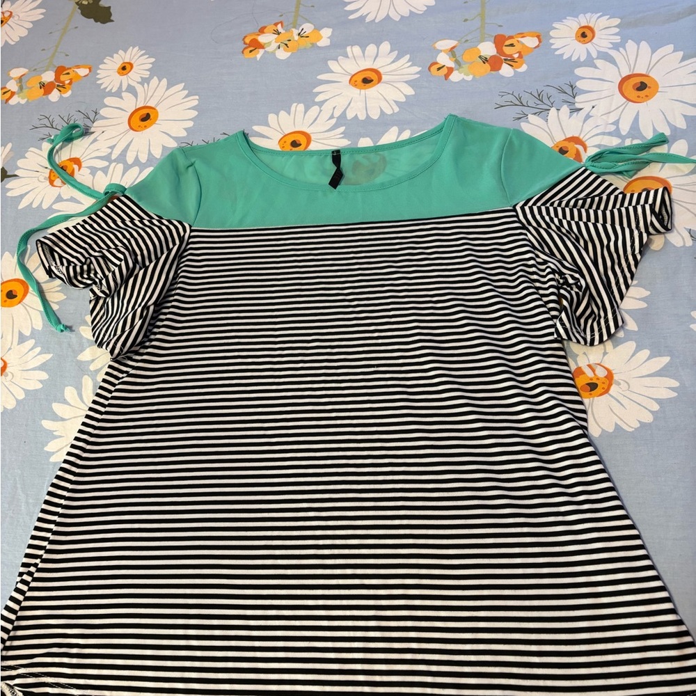 Ashley Blue Green and Black Boxy Blouse